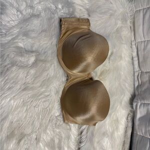 Seamless Tan Strapless Bra